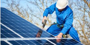 Installation Maintenance Panneaux Solaires Photovoltaïques à Traves